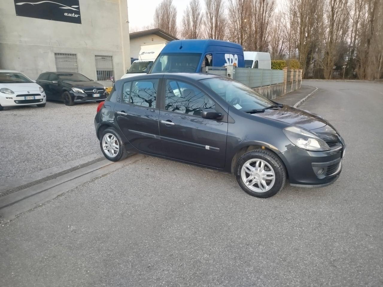 Renault Clio 1.2 75CV 5 porte Live