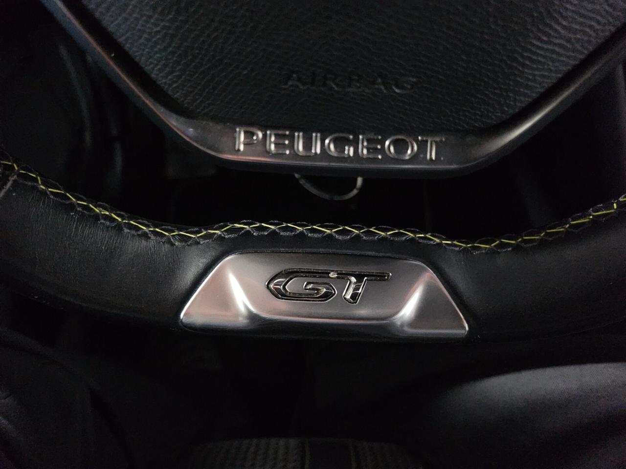 Peugeot 2008 PureTech 130 S&S EAT8 GT Pack