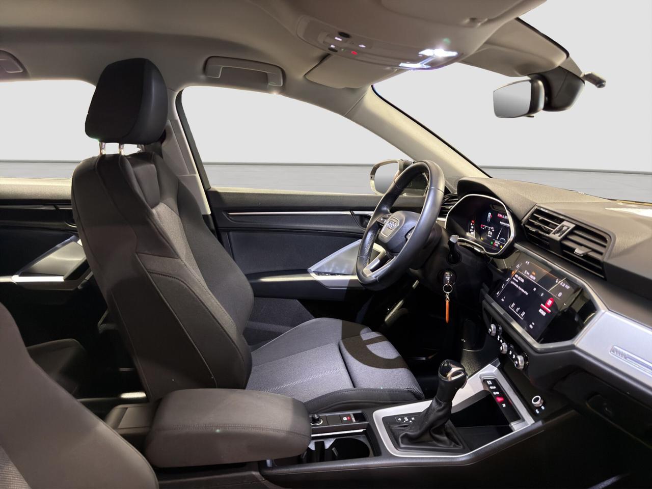 Audi Q3 Sportback 35 2.0 tdi 150cv S-Line s-tronic 2024