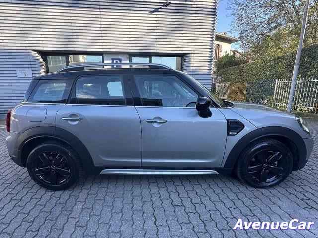 MINI Countryman Cooper Essential TELECAMERA LED CARPLAY IVA ESP.