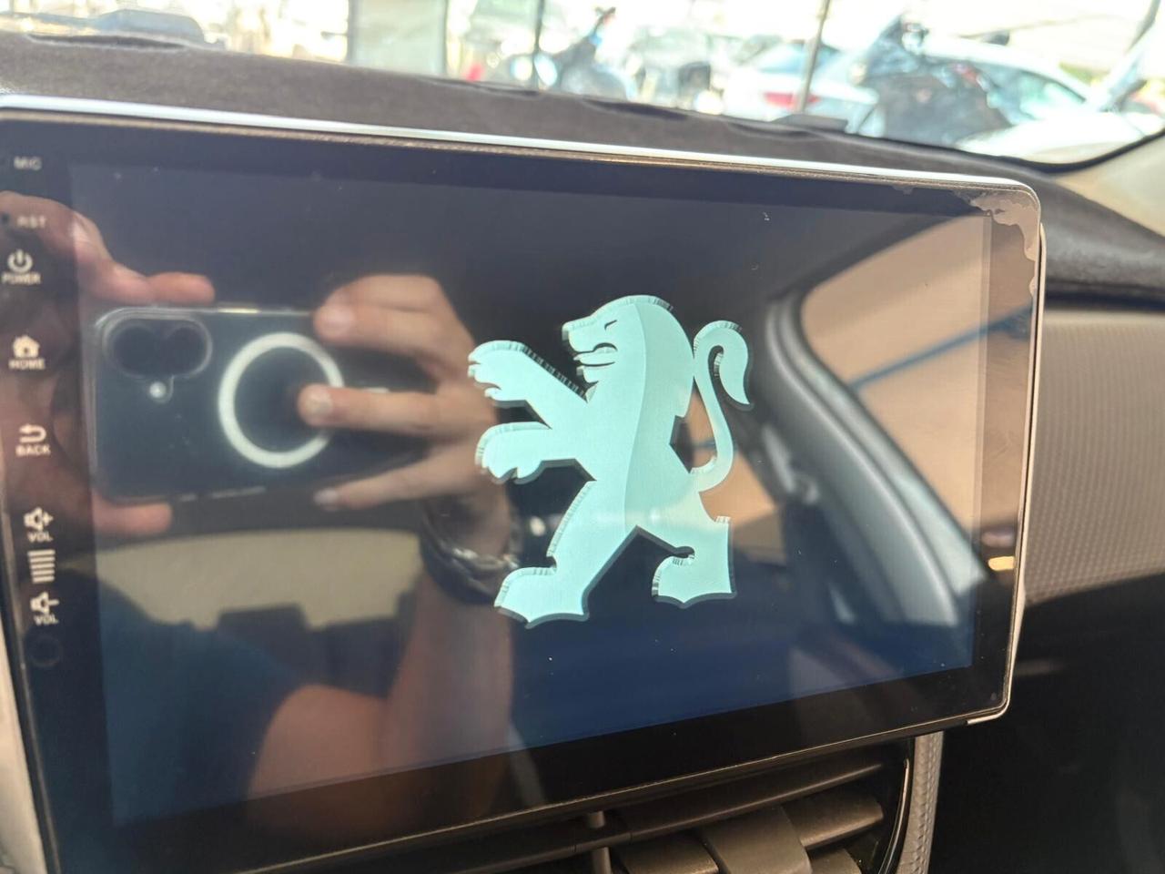 Peugeot 2008 ALLURE BlueHDi 120 6mt GRIP CONTROL