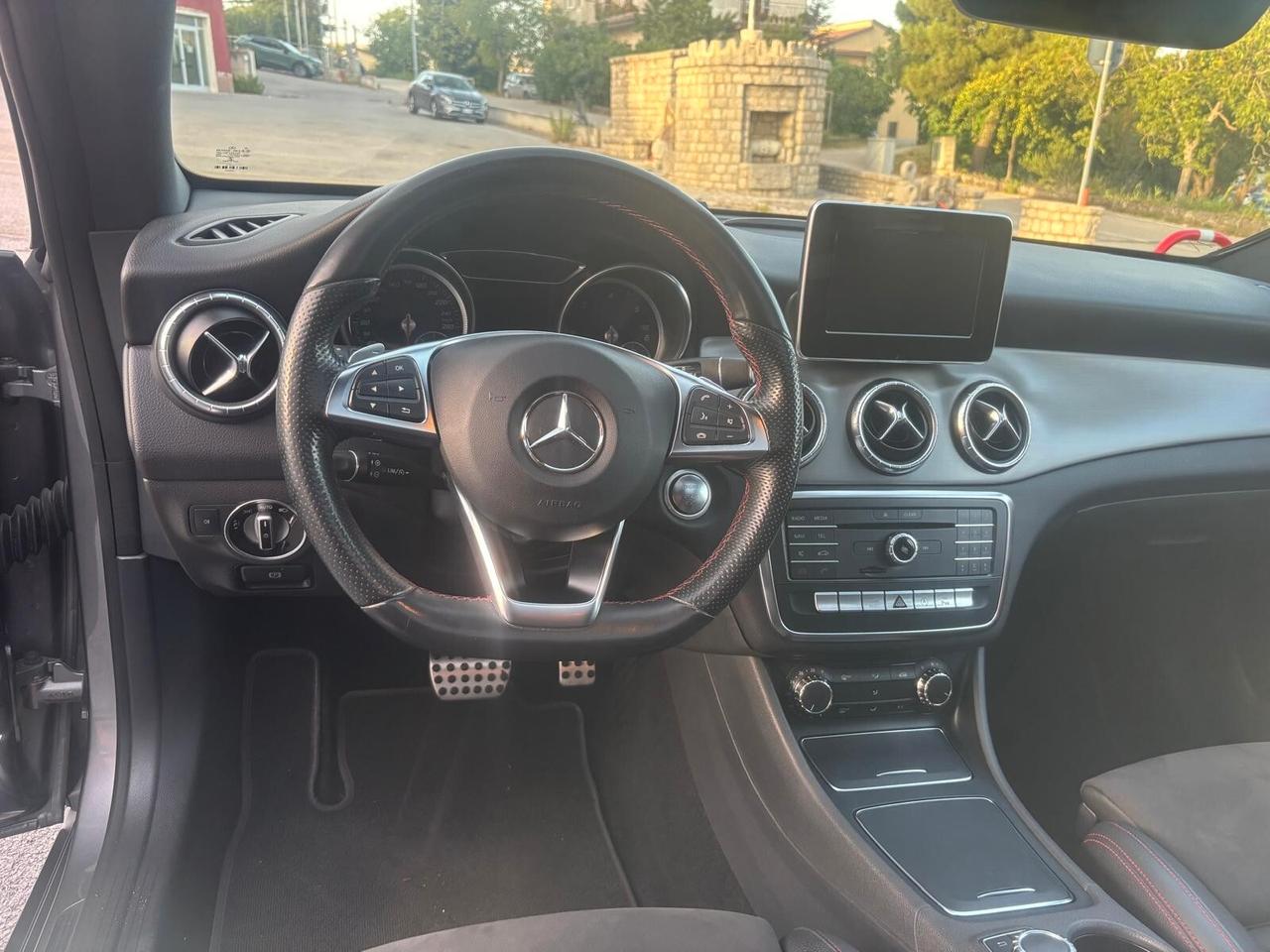Mercedes-benz CLA 200 d S.W. 4Matic Automatic Premium