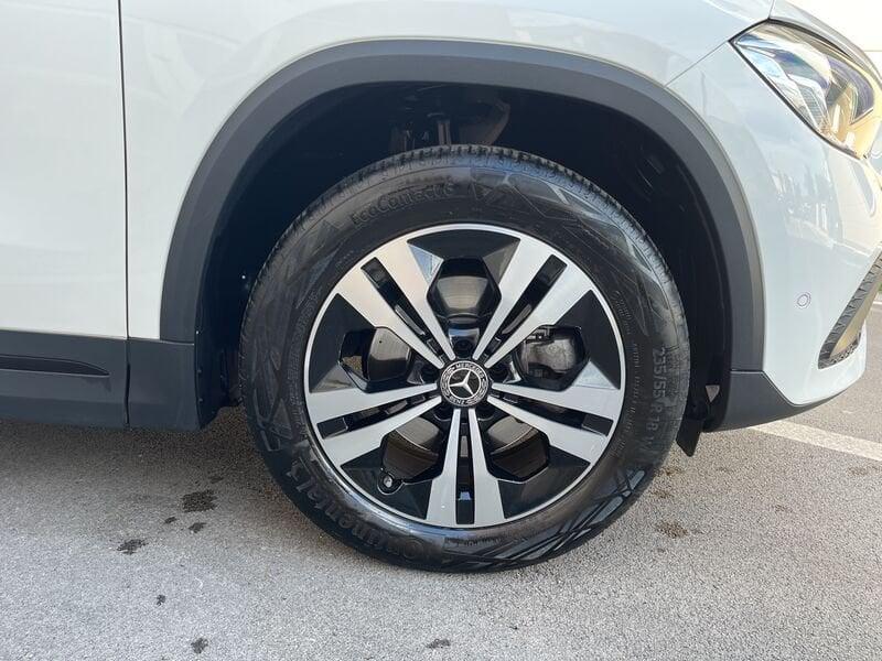 Mercedes-Benz GLA 180d Sport Plus FULL LED/MBUX