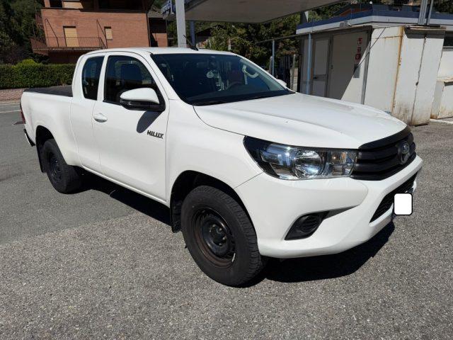 TOYOTA Hilux 2.4 D-4D 4WD 2 porte Single Cab Comfort