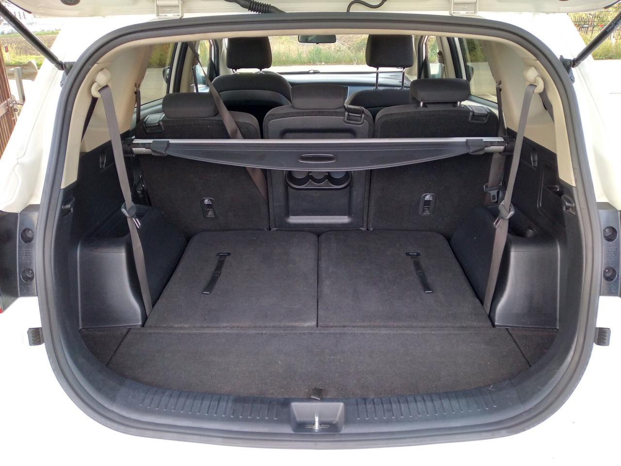 Kia Carens 1.7 CRDi 115 CV Class 7 posti