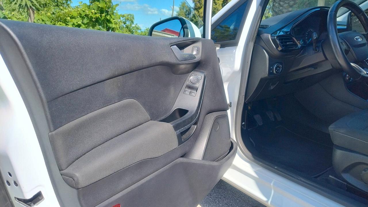 Ford Fiesta 1.1 85 CV 5 porte Titanium
