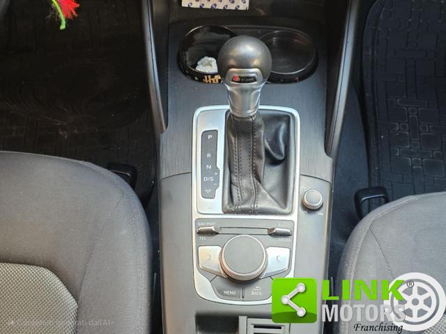 AUDI A3 1.6 TDI 116 CV S Tronic Business