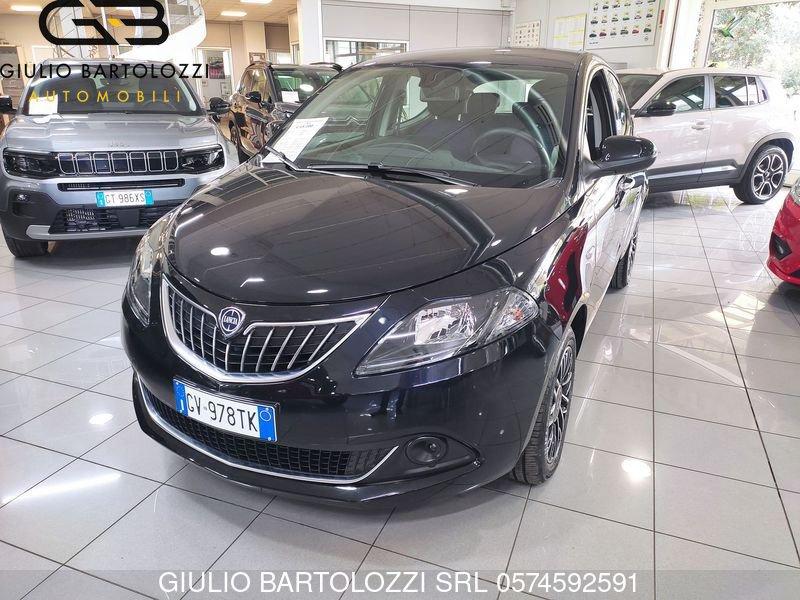 Lancia Ypsilon 1.0 FireFly 5 porte S&S Hybrid Platino