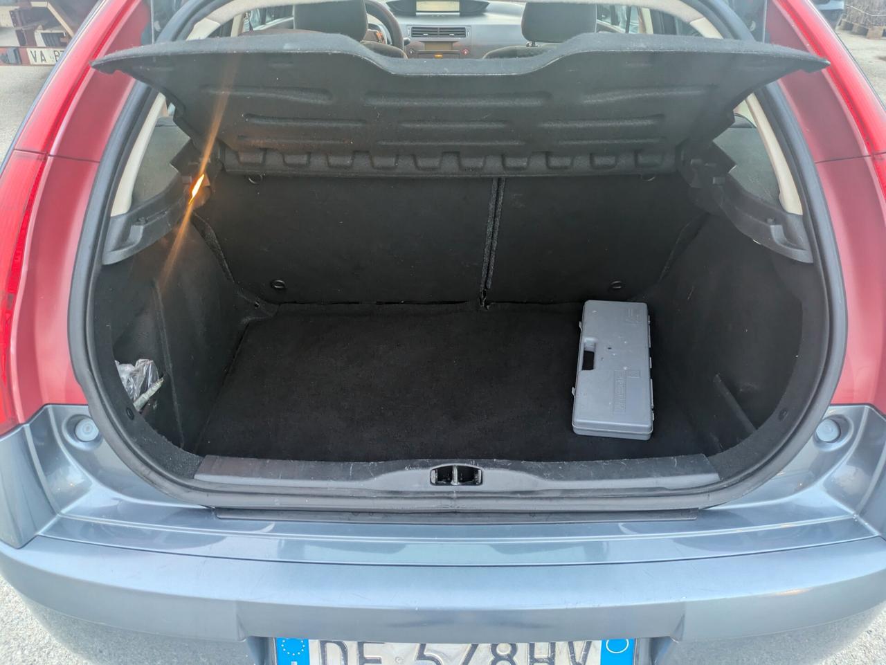 Citroen C4 1.4cc 90cv