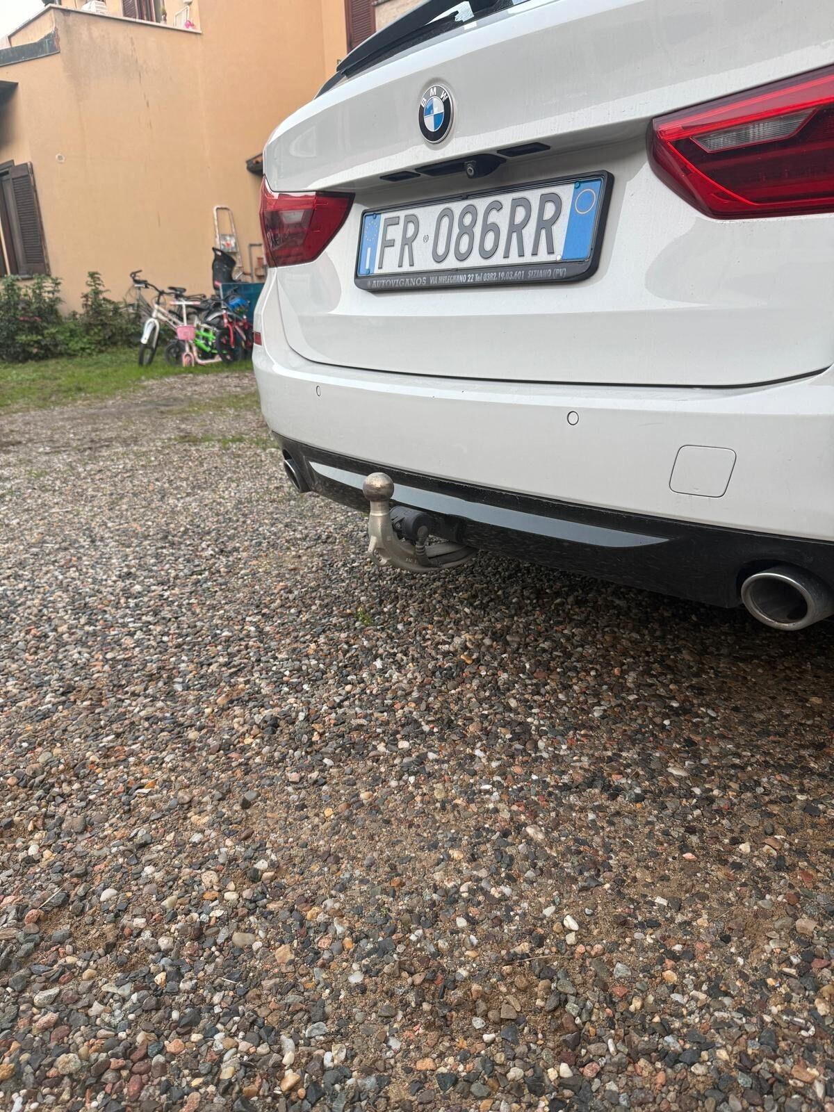 Bmw 520D xDrive Touring MSport gancio traino