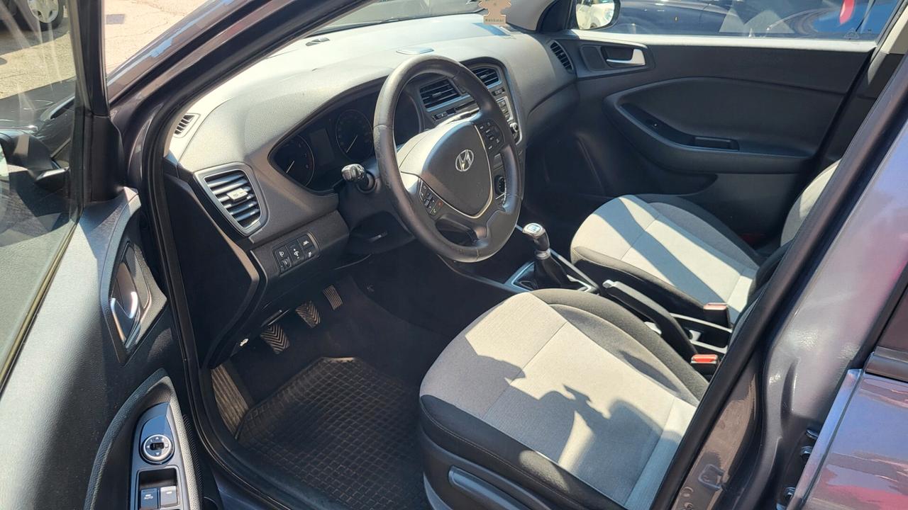 Hyundai i20 1.2 84 CV 5 porte Comfort