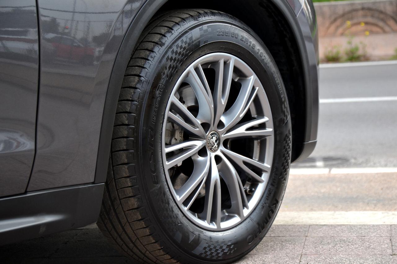 Alfa Romeo Stelvio 2.2 210CV AT8 Q4 SUPER *FUL LED+RCAM+PRIVACY+CRUIS