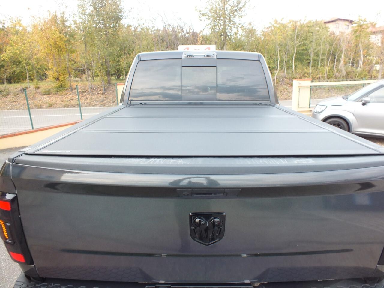 DODGE RAM 1500 V8 401 CV B/GPL 4X4 AUTOCARRO 6 POSTI