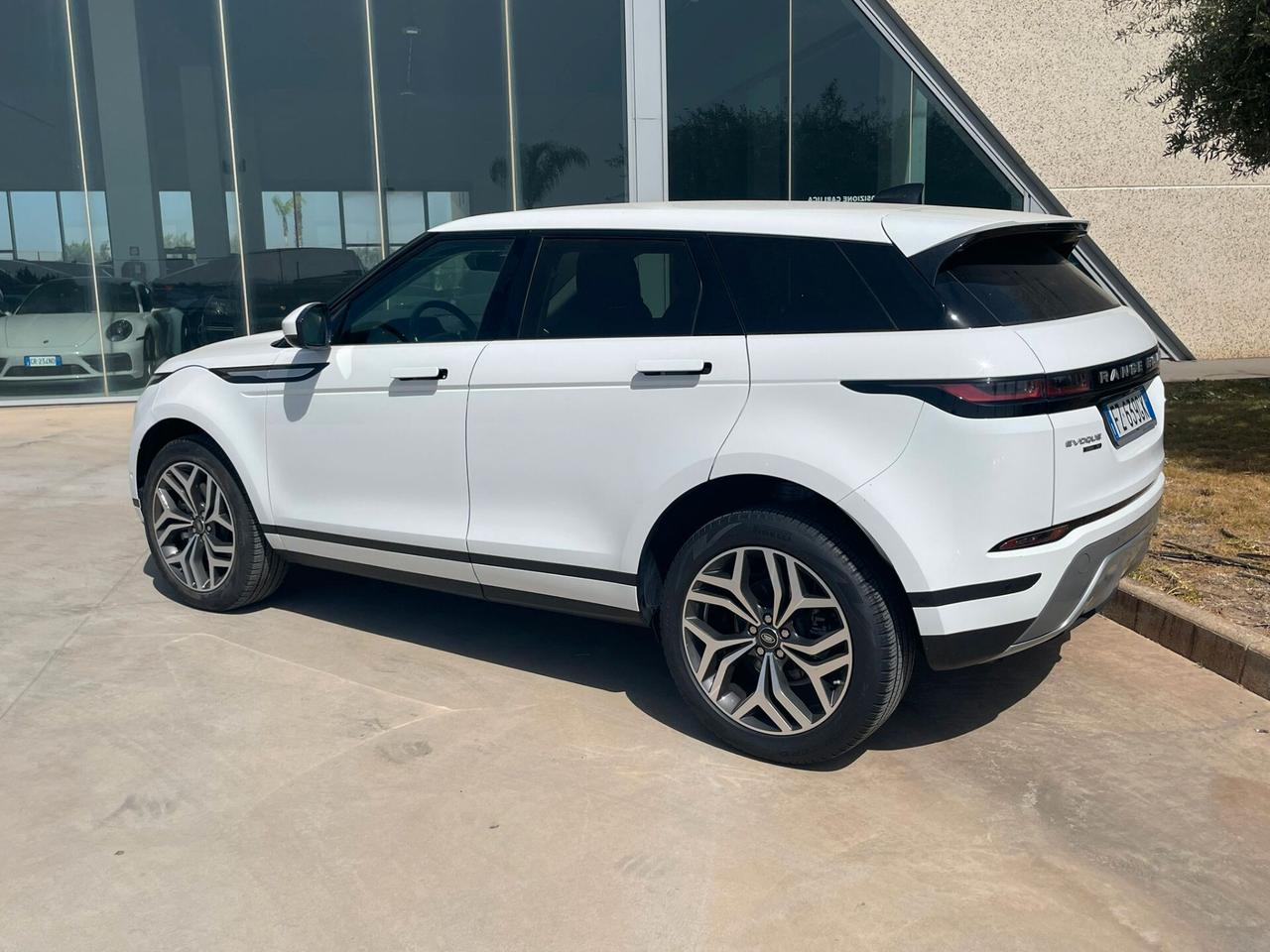 Land Rover Range Evoque 2.0D 150CV AWD Auto R-Dynamic SE