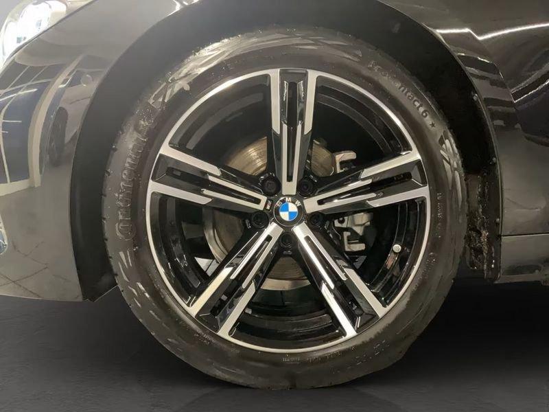 BMW Serie 3 318i MSport Touring auto 18" Navi Camera Led