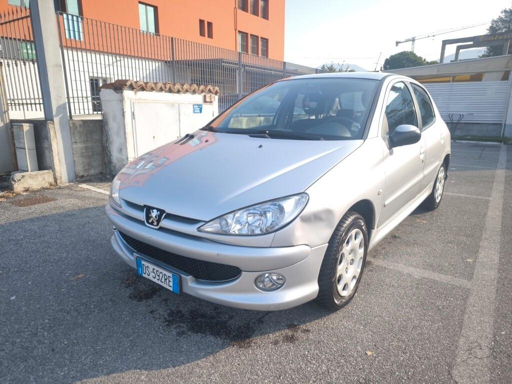 PEUGEOT 206+- BENZINA- OK NEOPATENTATI