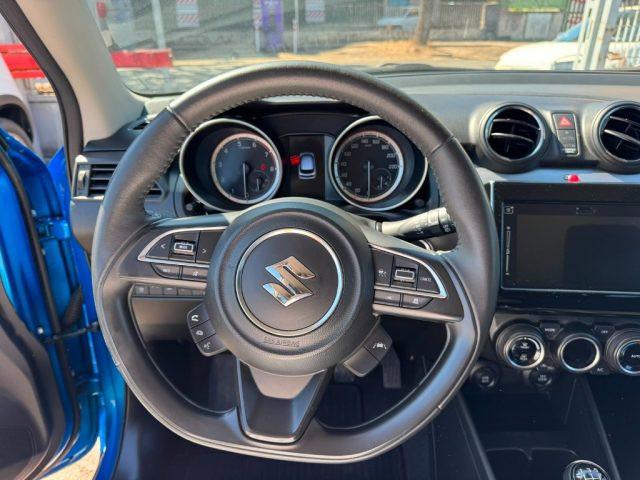 SUZUKI Swift 1.2 Hybrid Top