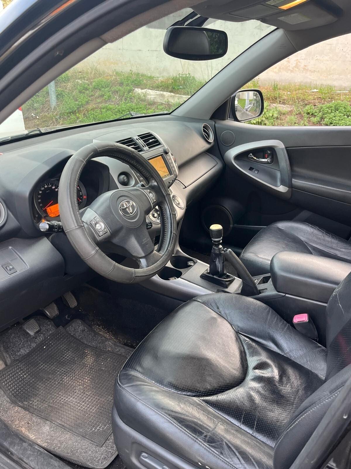 Toyota RAV 4 RAV4 2.2 D-4D 177 CV Luxury