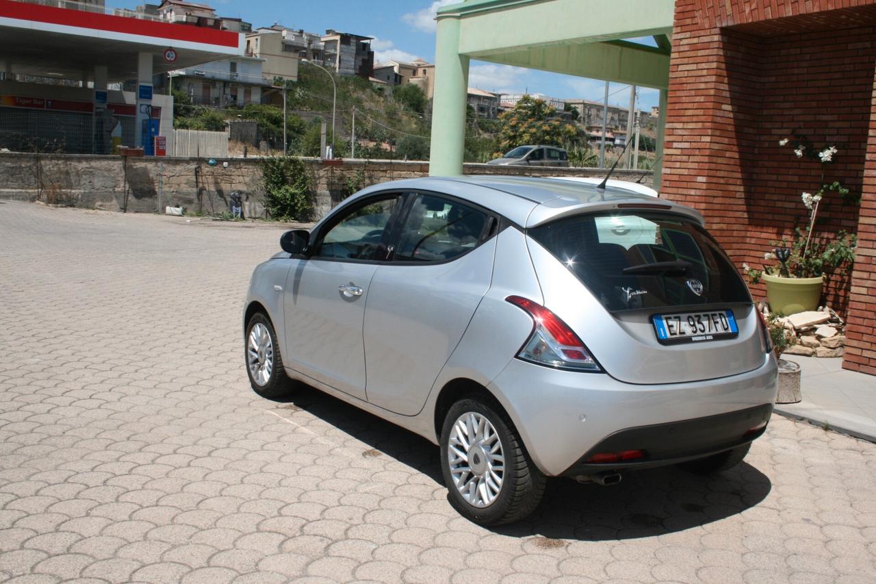 Lancia Ypsilon 1.3 MJT 16V 95 CV 5 porte S&S Gold