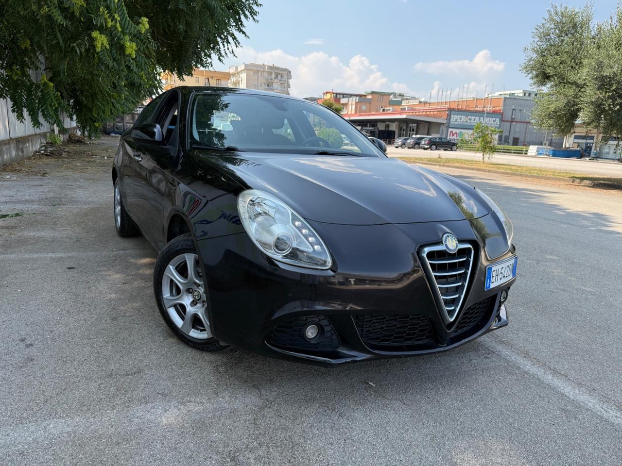 Alfa Romeo Giulietta 2.0 JTDm-2 140 CV Progression Full Perfett