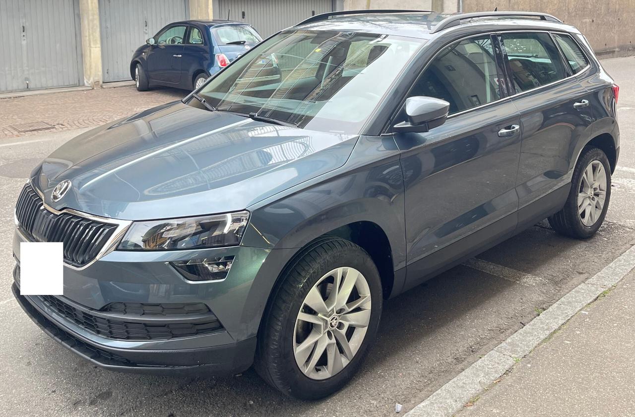 SKODA KAROQ 1.0 TSI - BENZINA - KM 43.300 - ANCHE PER NEOPATENTATI - 2022