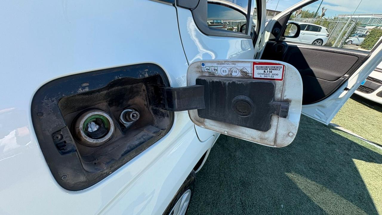 Fiat Panda 0.9 TURBO TWINAIR NATURAL POWER 312PX | BI-FUEL 46337561 CC 875 CV 86 KW 6