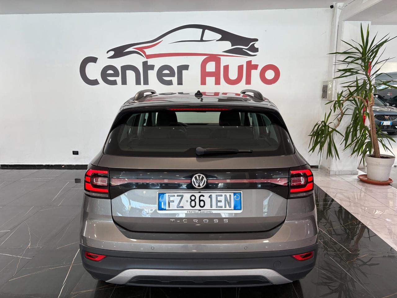 Volkswagen T-Cross 1.6 TDI DSG SCR Style BMT