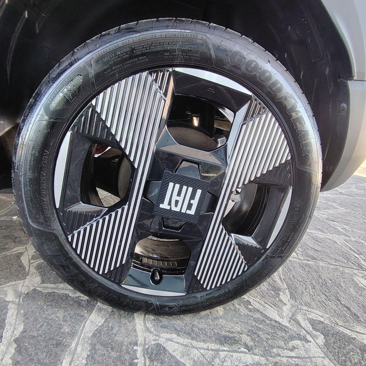 Fiat Grande Panda 44 kWh La Prima