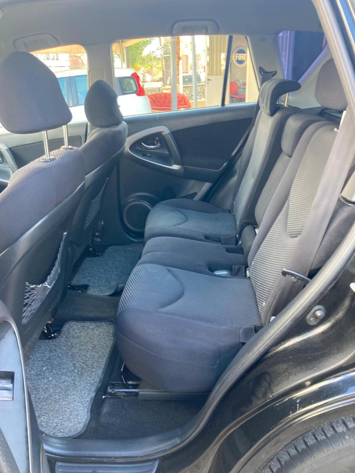 Toyota RAV4 2.2 D-4D 136 CV