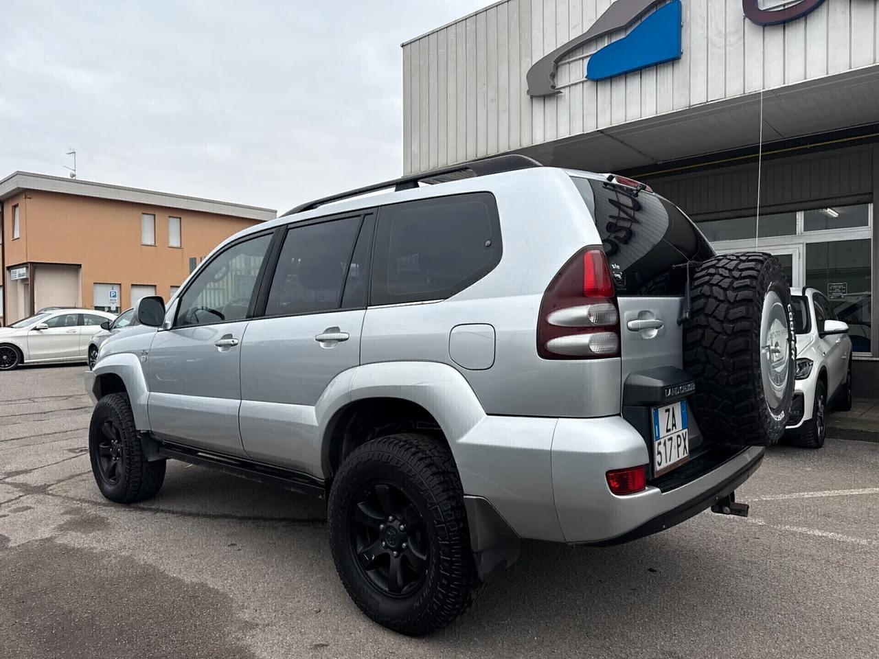 Toyota Land Cruiser 3.0 d-4 Diesel-GPL / 8 POSTI