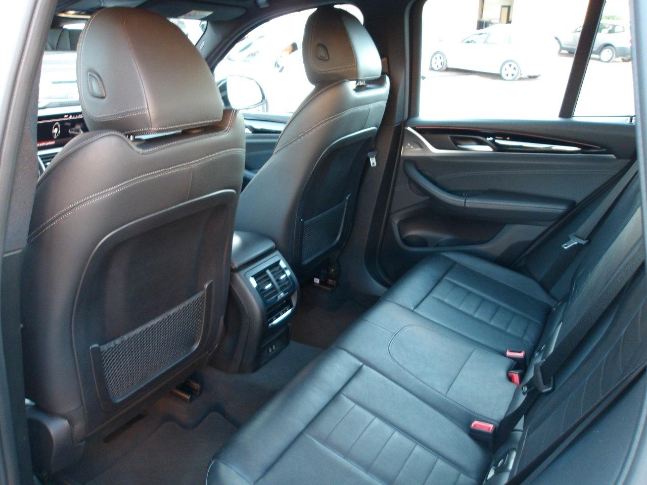 BMW X3 xdrive20d mhev 48V xLine auto