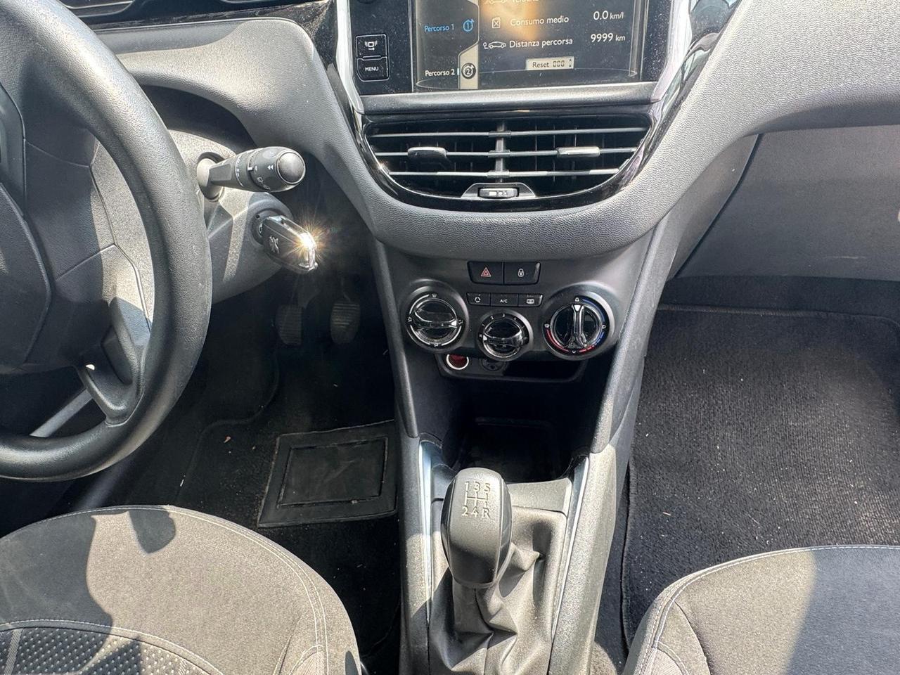 Peugeot 208 1.2 VTi 82 CV 5 porte Allure