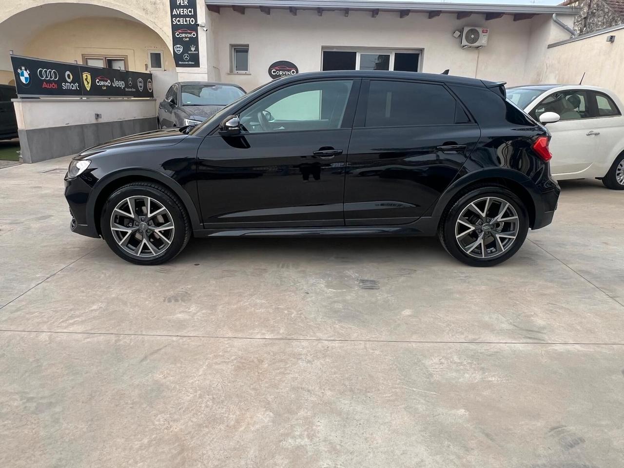 Audi A1 citycarver 35 TFSI S tronic S Line