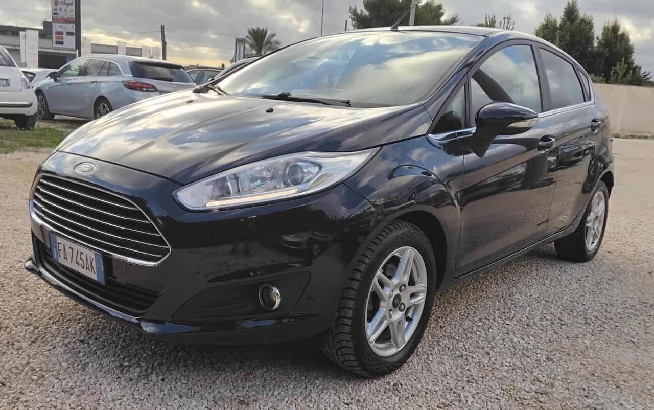 Ford Fiesta 1.5 TDCi 75CV 5 porte Titanium