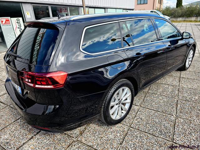 VOLKSWAGEN Passat Variant 2.0 TDI SCR EVO DSG Business
