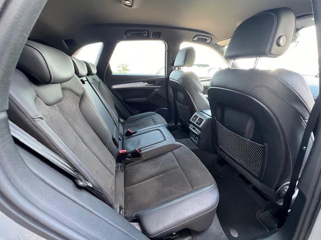 Audi Q5 40 TDI quattro S tronic S line,Acc,20",Gancio,Led