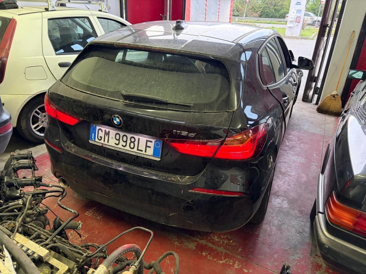 Bmw 116 116d 5p. Business Advantage