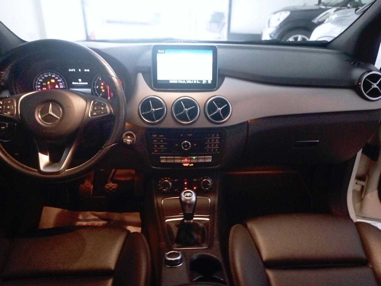 Mercedes-benz B 180 B 180 d Premium