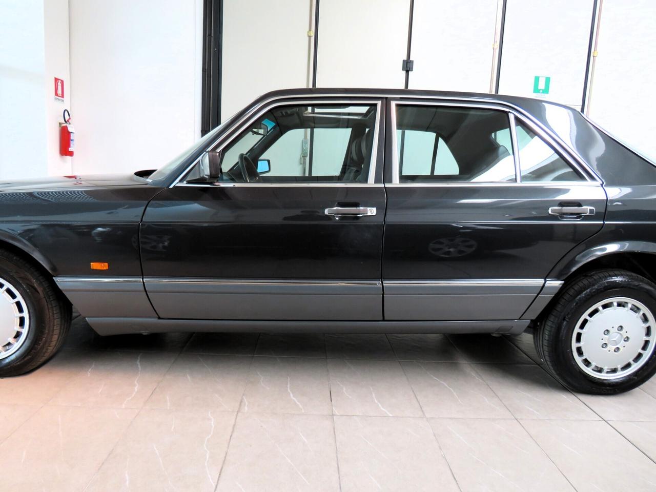 Mercedes-benz S 300 SE cat