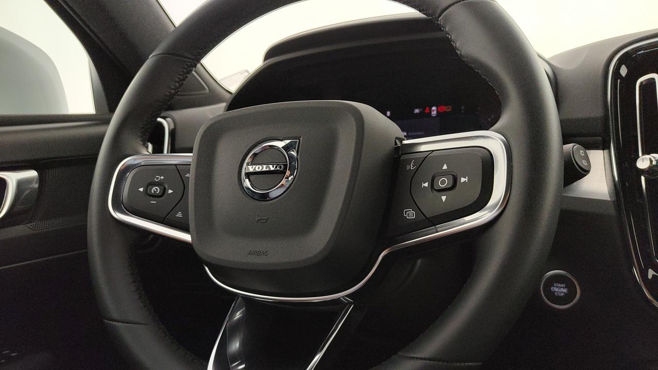 VOLVO XC40 2.0 b3 Core auto