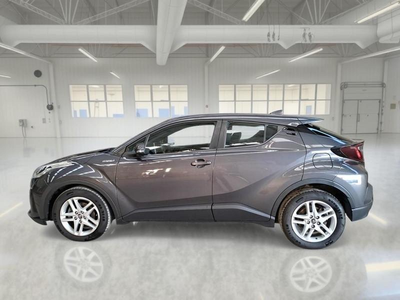 TOYOTA C-HR 1.8H 98CV E-CVT Business
