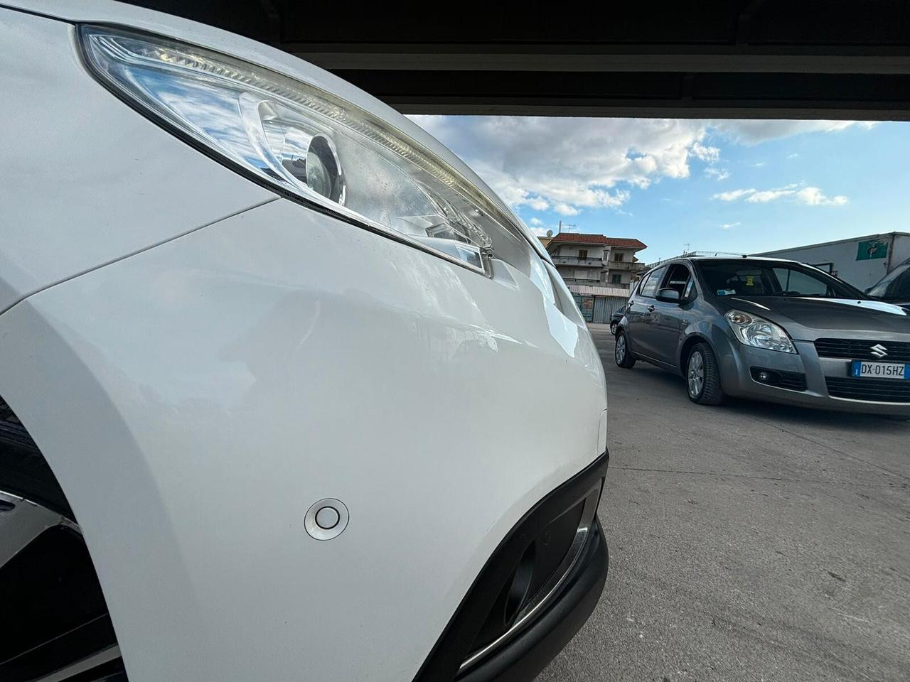 Peugeot 2008 1.6 e-HDi 115 CV Stop&Start Allure