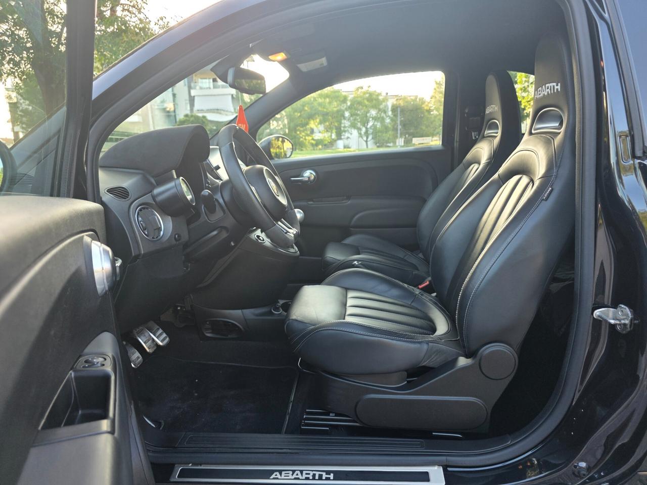 Abarth 595 1.4 Turbo T-Jet 180 CV Competizione