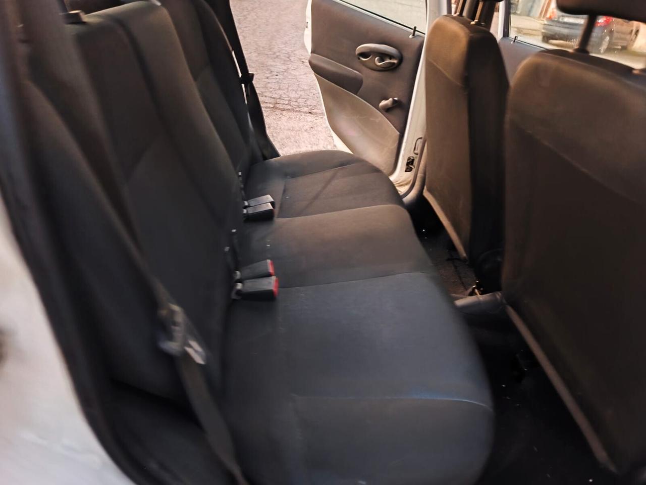 Fiat Punto 2007---1.2 Benzina Neopatentati