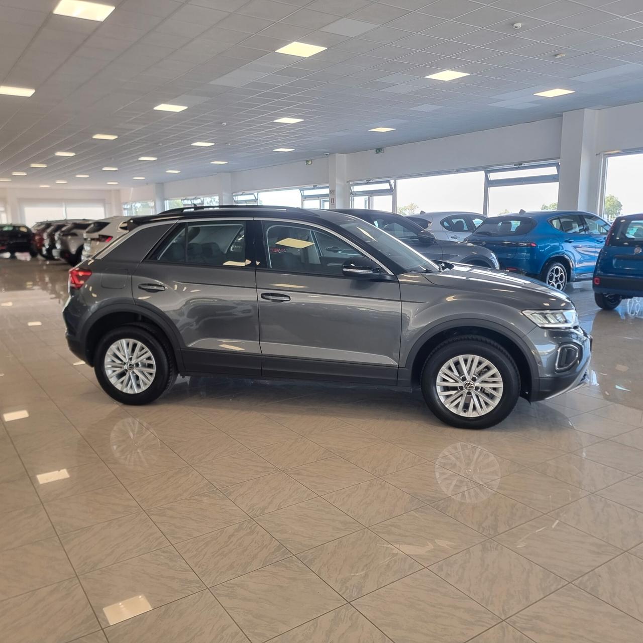 VOLKSWAGEN T-ROC LIFE 2.0 TDI 115cv Euro 6E