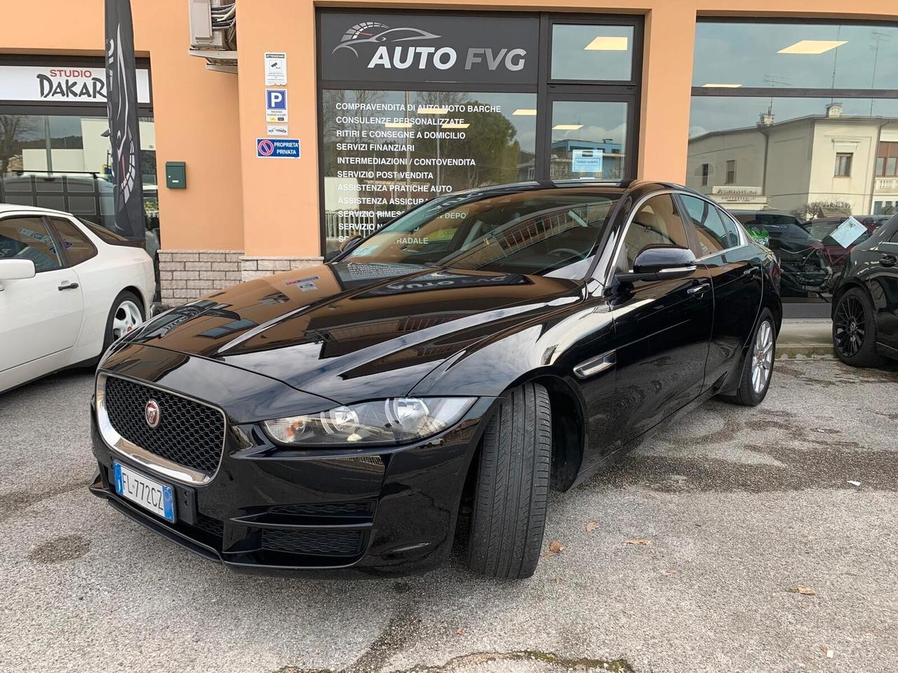 Jaguar XE 2.0 D 180 CV autom. Ok catena