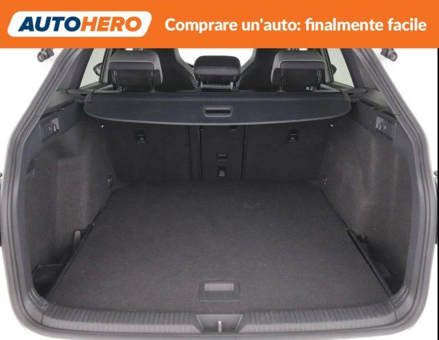 VOLKSWAGEN Golf Variant 1.5 eTSI EVO ACT DSG R-Line