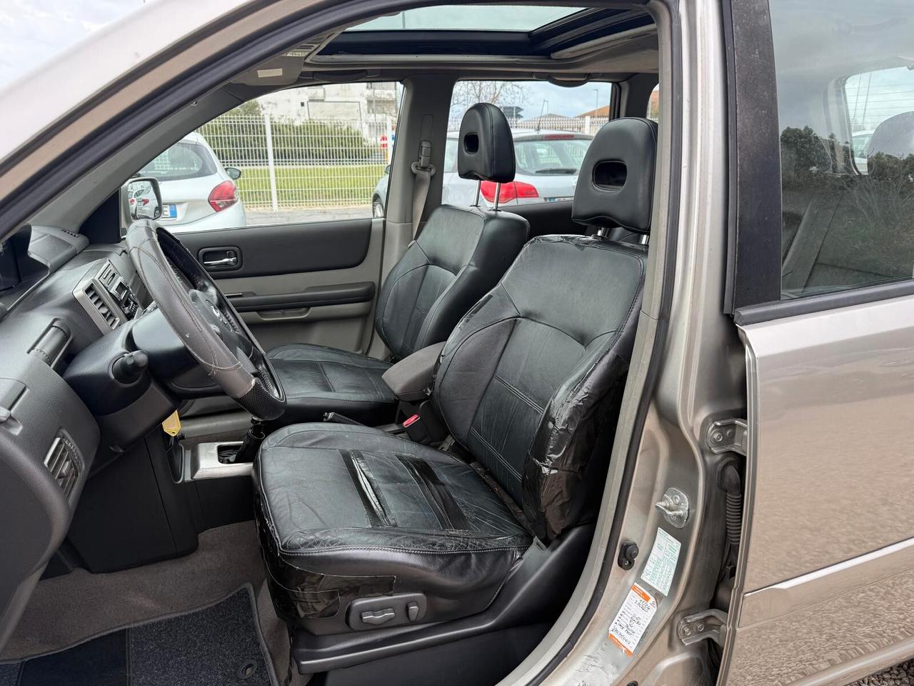 Nissan X-Trail 2.2 dCi Elegance