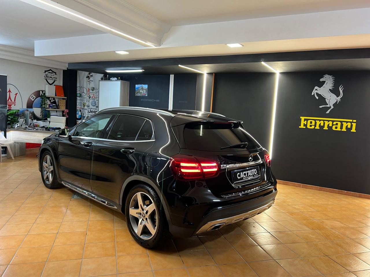 Mercedes-benz GLA 220 d Automatic 4Matic Premium