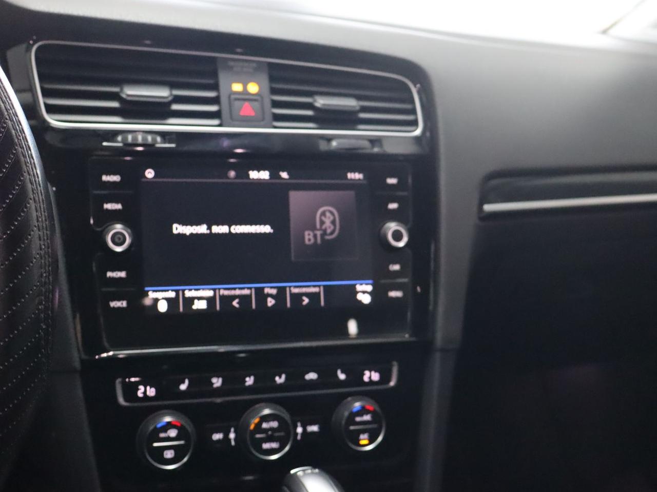 Volkswagen Golf Highline 2.0 TDI BlueMotion #9776